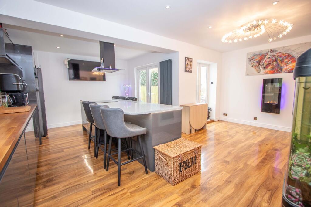 Budshead Road, Plymouth, PL5 photo 2