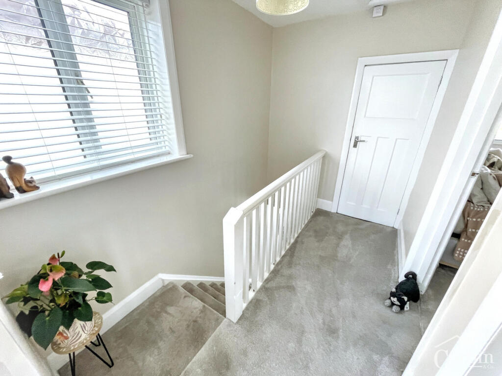 Claremont Road, Bournemouth, BH9 3 – další