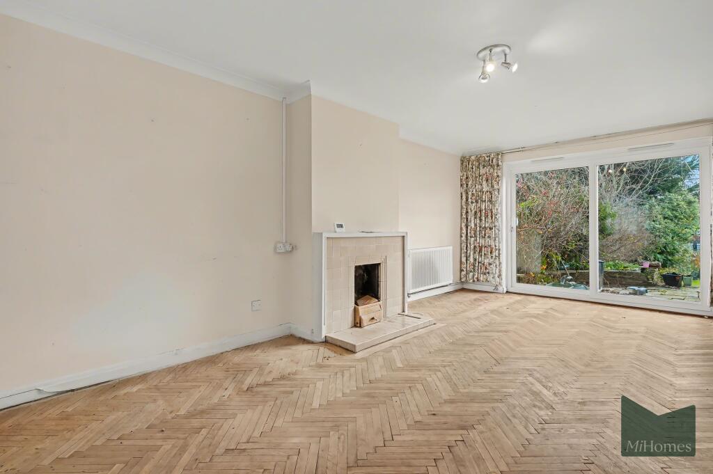 House in London, Woodside Park - View 2