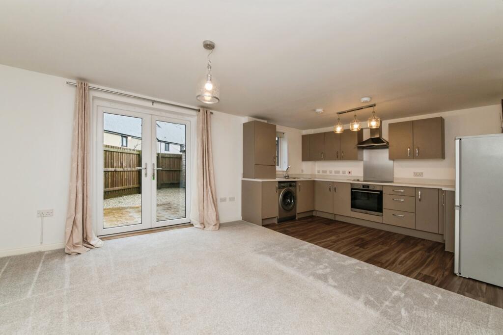 Kingfisher Rise, Cranbrook, Exeter, Devon, EX5 photo 3