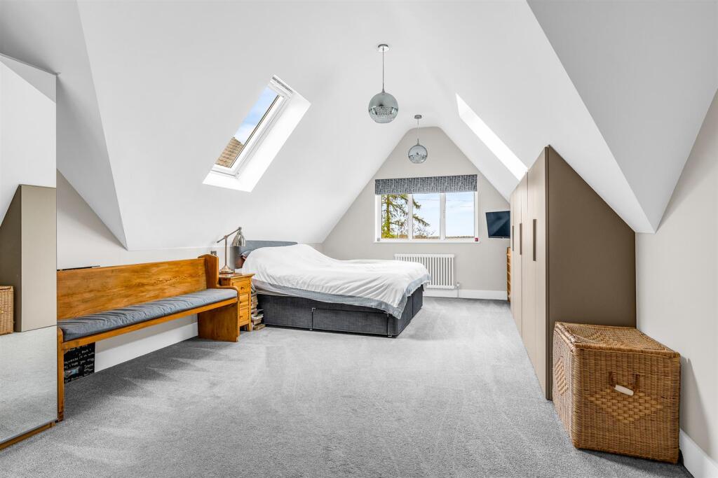 Additional image 18 of Burnham Green Road, Welwyn