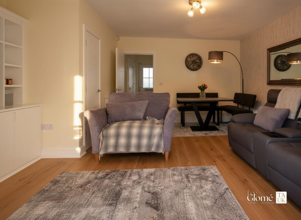 Sycamore Road, Cranleigh, GU6 photo 4