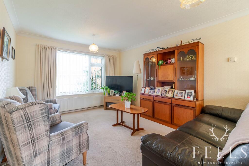 Eastfield Lane, Ringwood, BH24 - View 2