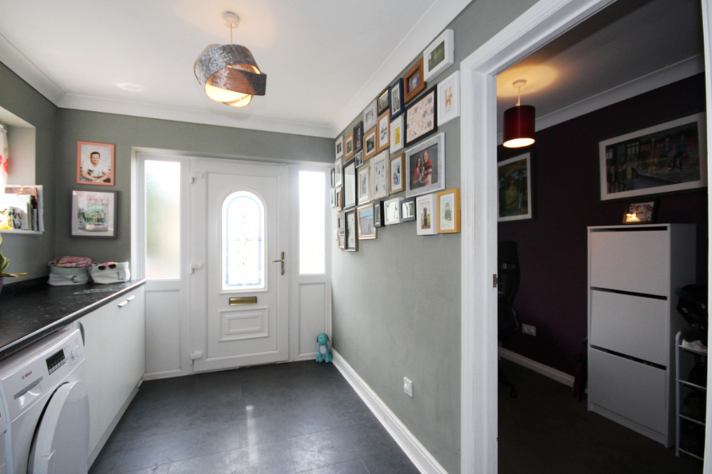 Chaplains Close, Haverhill, Suffolk, CB9 photo 4