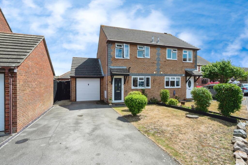 Main image of property: Kingfisher Close, Hayling Island, Hampshire, PO11