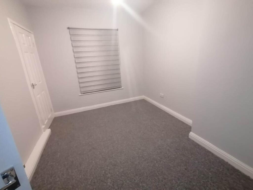 House in Sheffield - View 5