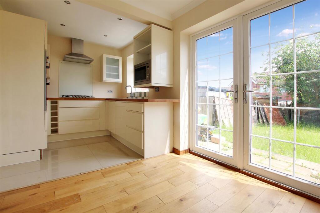 House in Watford - View 2