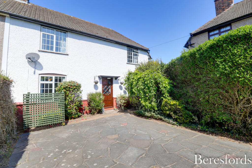 Main image of property: Western Road, Brentwood, CM14