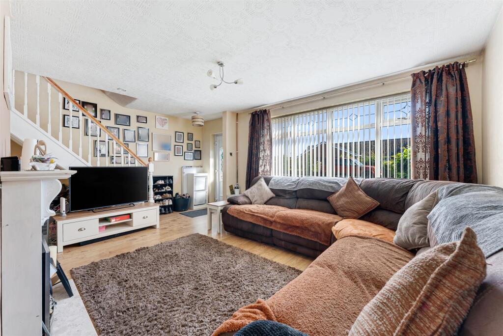 Timperley Lane, Leigh photo 4