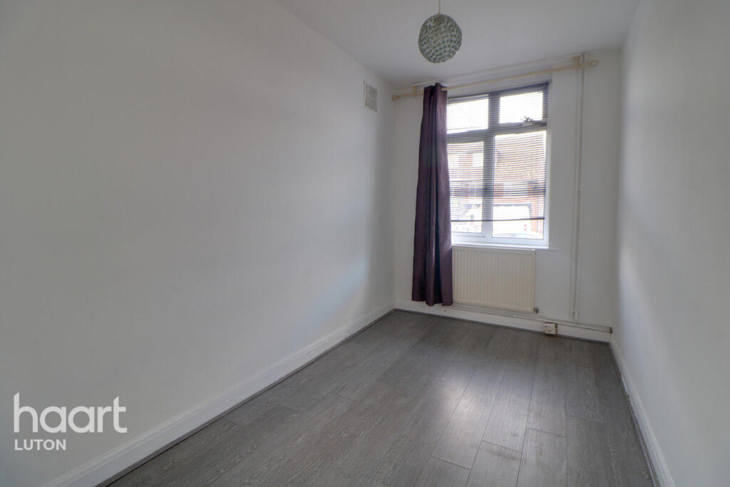 Main image of property: Roman Road, Luton