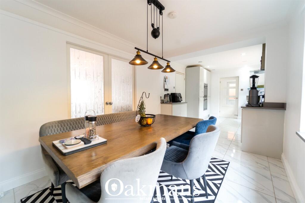 House in Redditch, Southcrest, Lodge Park - View 4