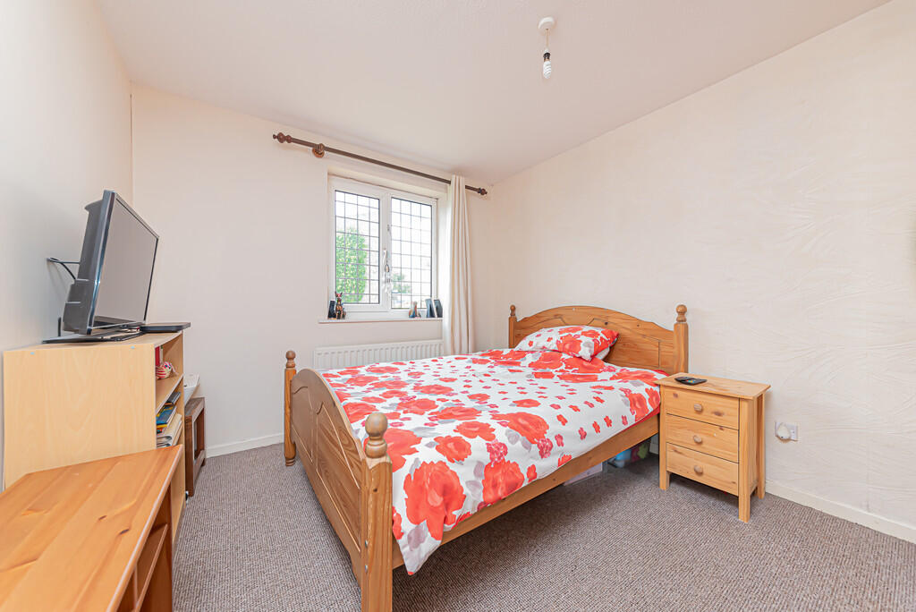 House in Bracknell - View 4