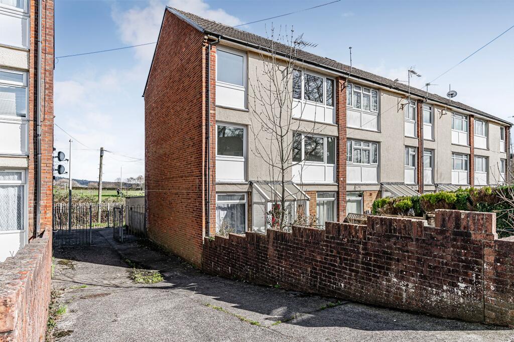 Main image of property: Cae Fardre, Church Village, CF38