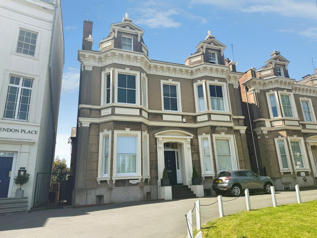 Clarendon Place, Leamington Spa