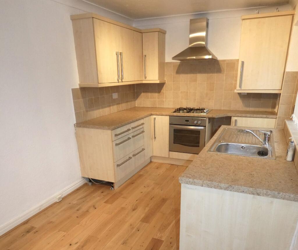House in Leeds, Birks, Morley - View 3