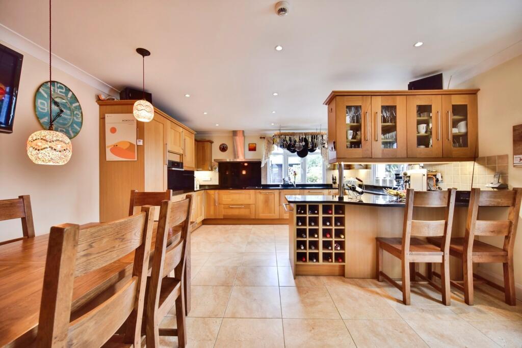 House in Maidstone, Otham - View 2