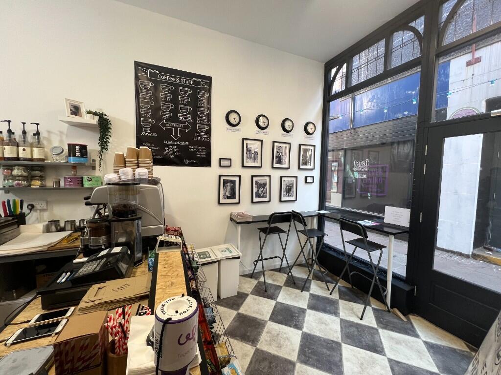 pop up shop internal