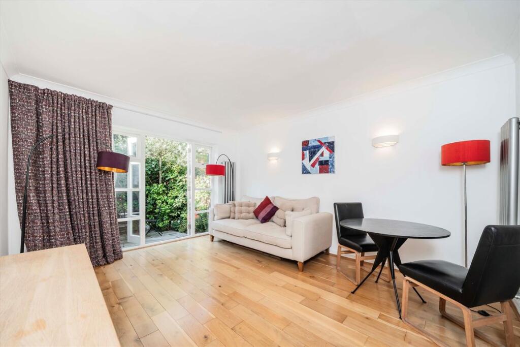 House in London, Butler's Wharf, Bermondsey - View 2