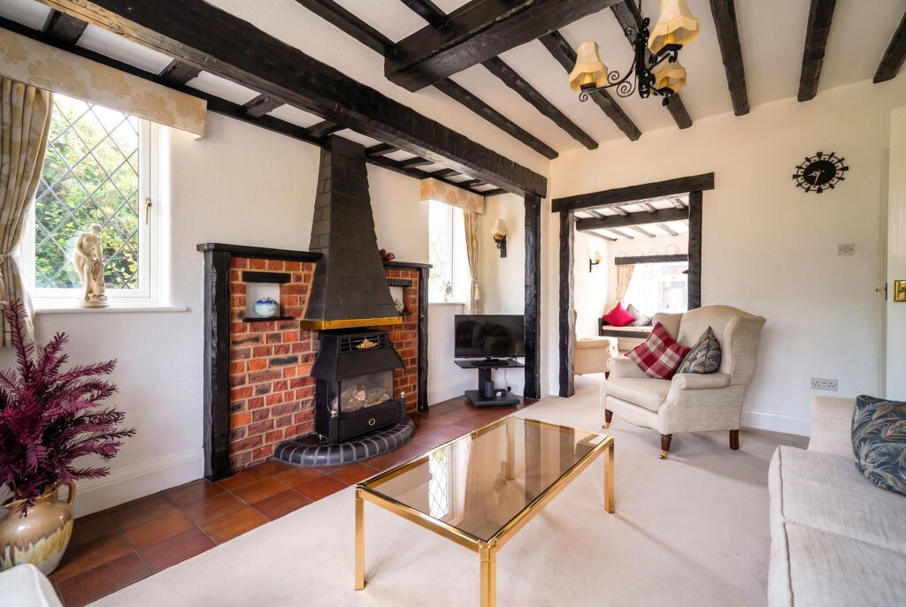 House in Solihull, Shirley - View 4