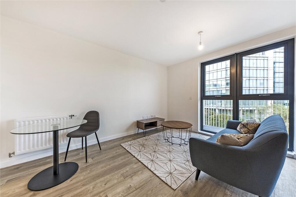 Apartment in London - View 5