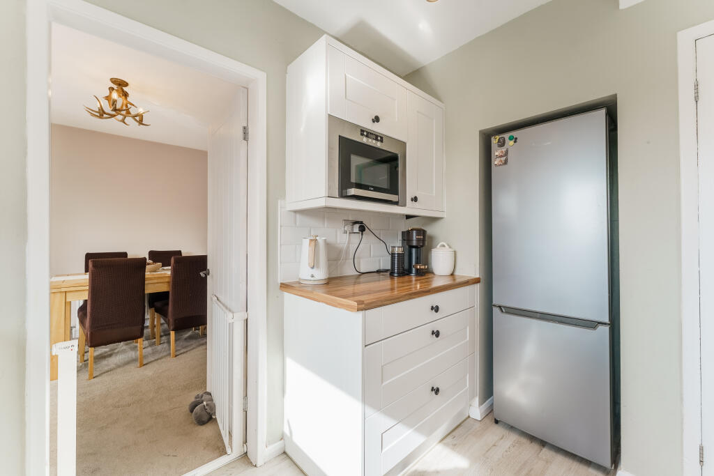 House in Wakefield - View 4