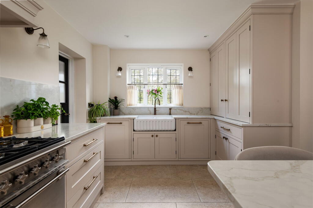 House in Maidstone, Bearsted - View 3