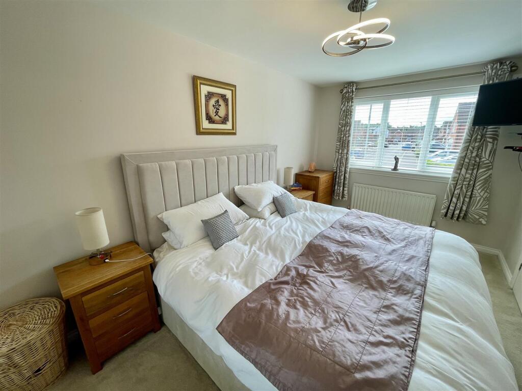 House in Darlington, Harrowgate Hill, Whessoe - More