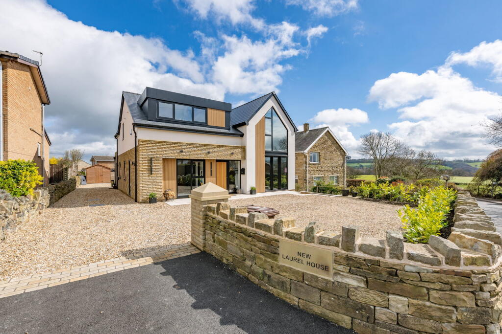 Main image of property: New Lane, Skelmanthorpe, Huddersfield, HD8 9EH
