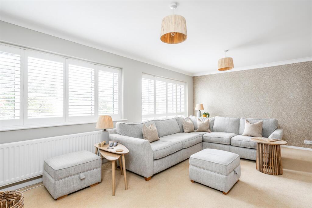 Purnells Way, Knowle, Solihull photo 4