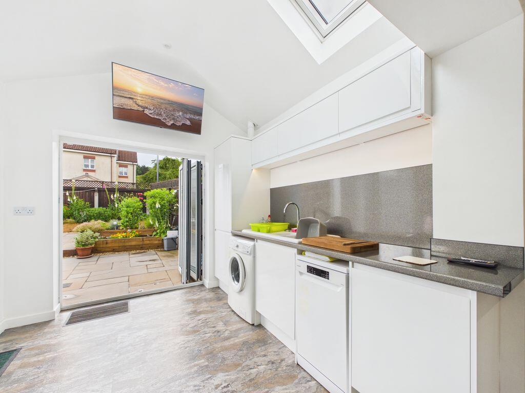 House in Stroud, Stonehouse - View 4
