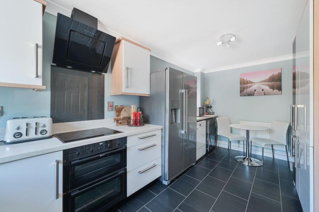 House in Tadworth, Margery - View 4