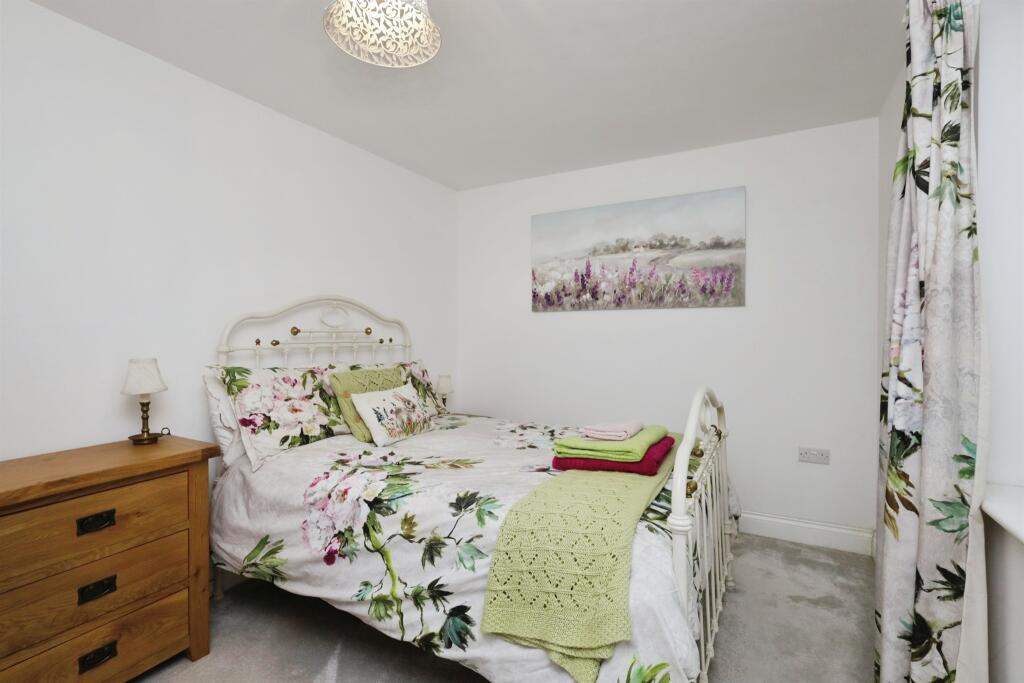 Grove Hill, Hellingly, Hailsham photo 5