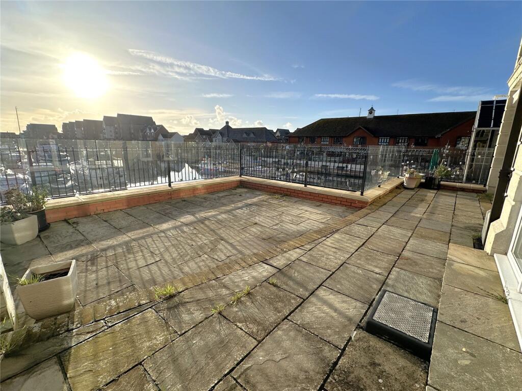 Hamilton Quay, Sovereign Harbour North, Sovereign Harbour photo 2