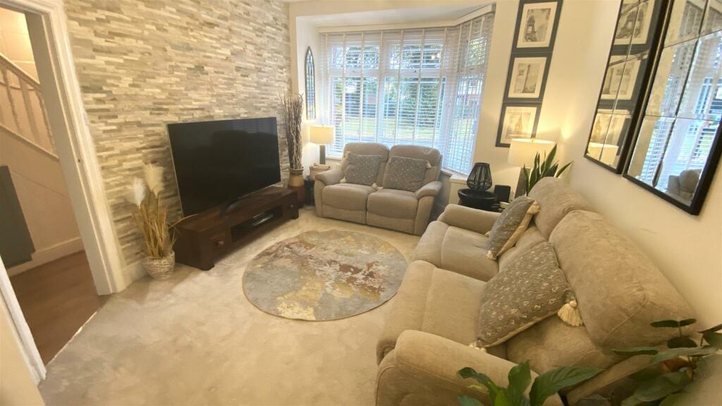 Additional image 6 of Yardley Wood Road, Moseley