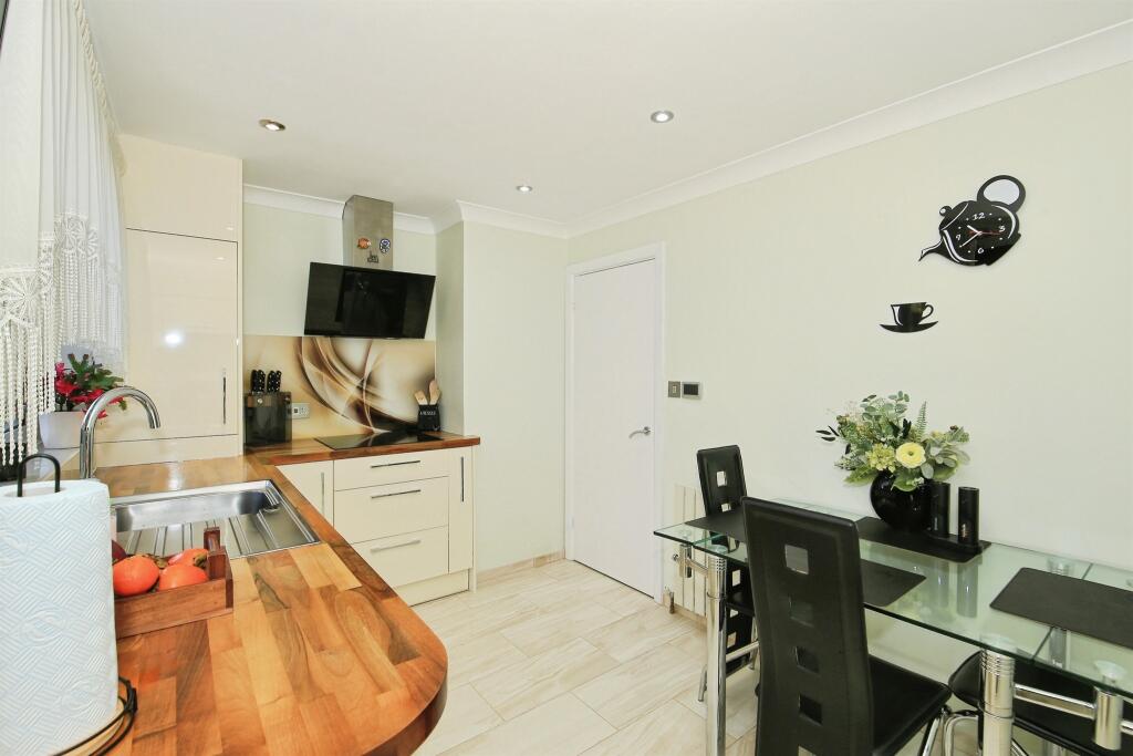 Bank Drive, Wisbech photo 2