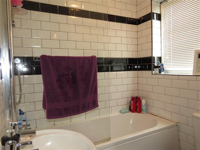 House in Great Yarmouth, Belton with Browston - More