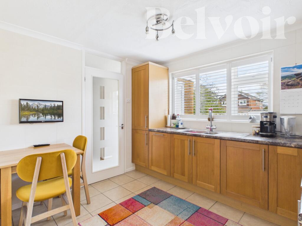 Violet Close, Kempshott, Basingstoke, RG22 - View 3