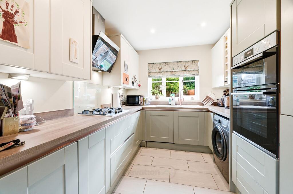 Howes Drive, Marston Moretaine, MK43 photo 2