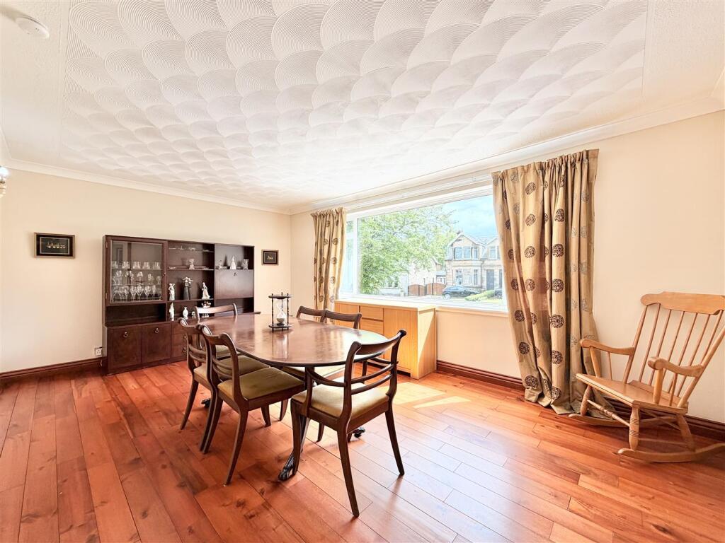 Wellhall Road, Hamilton - More