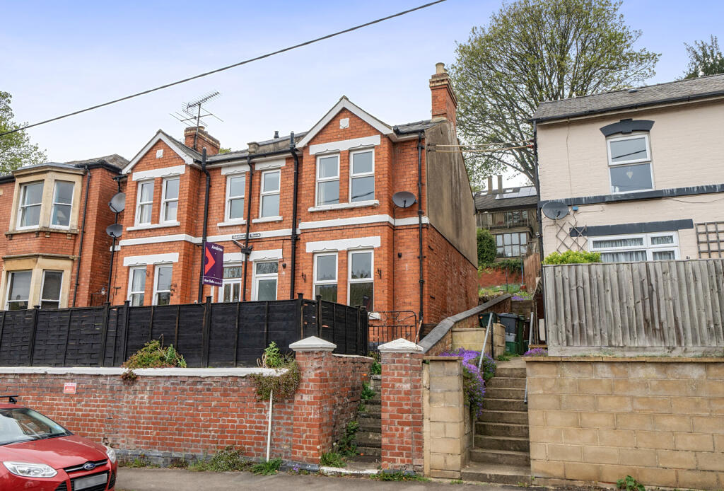 Main image of property: Slad Road, Stroud, Gloucestershire, GL5