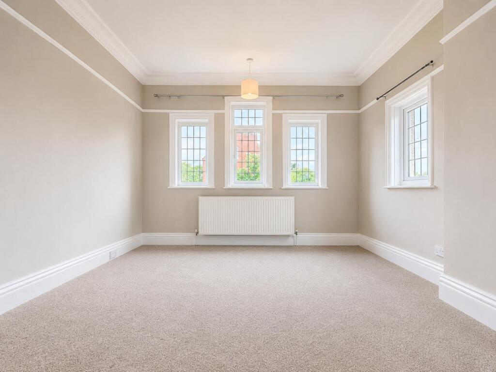 House in Sefton, Liverpool City Region - View 6