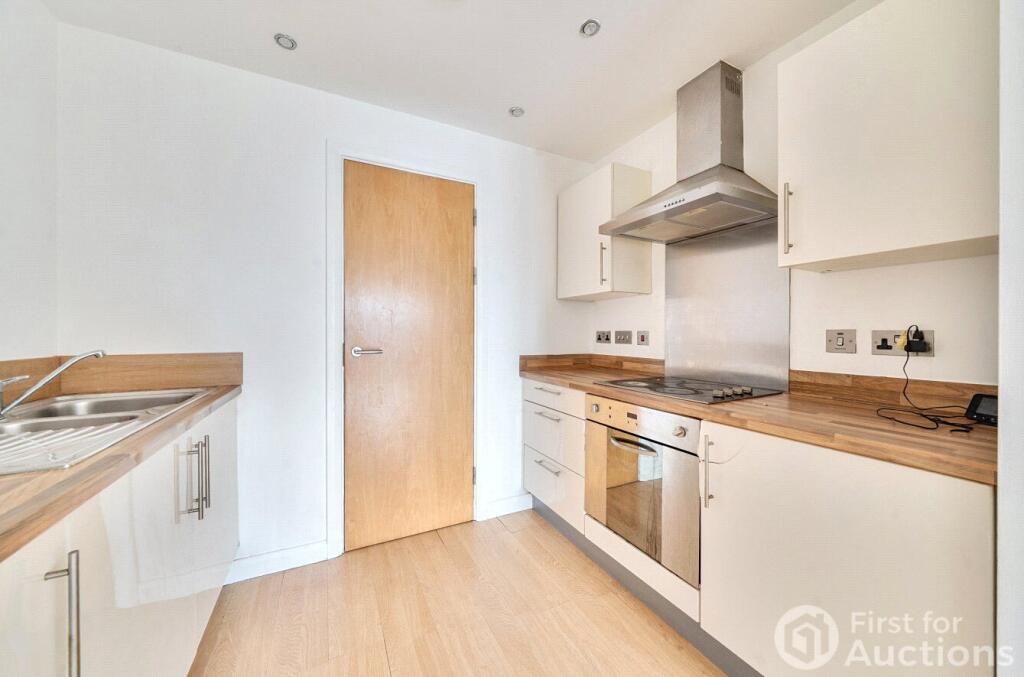 Apartment in Derby - View 2