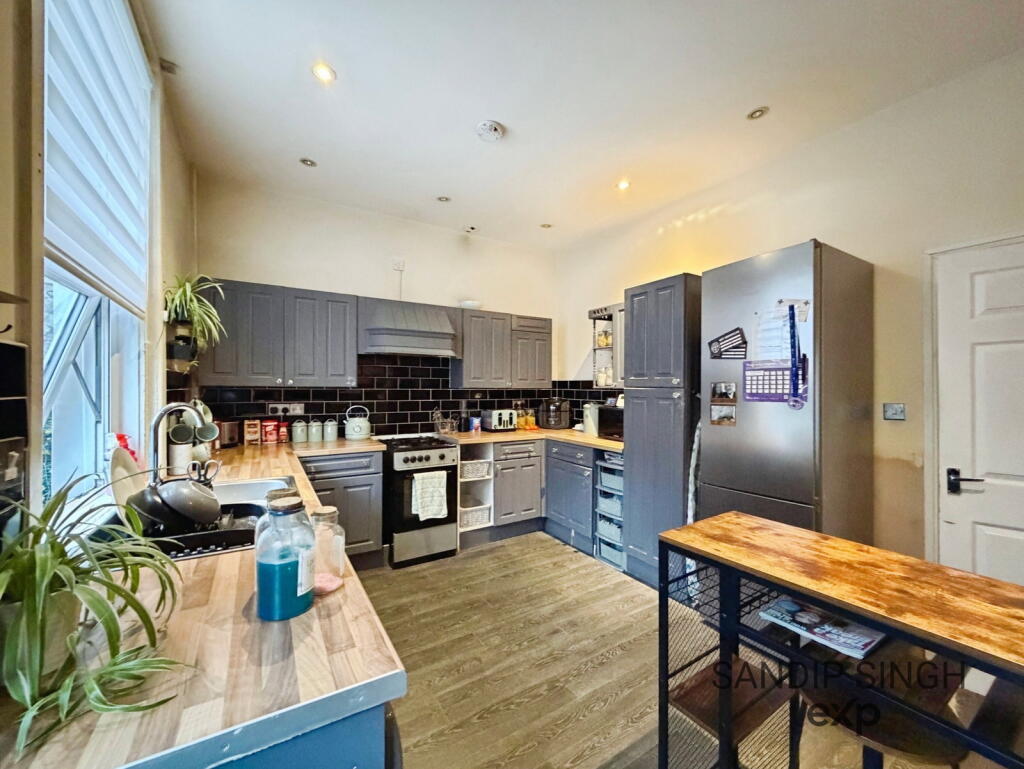House in Preston - View 5