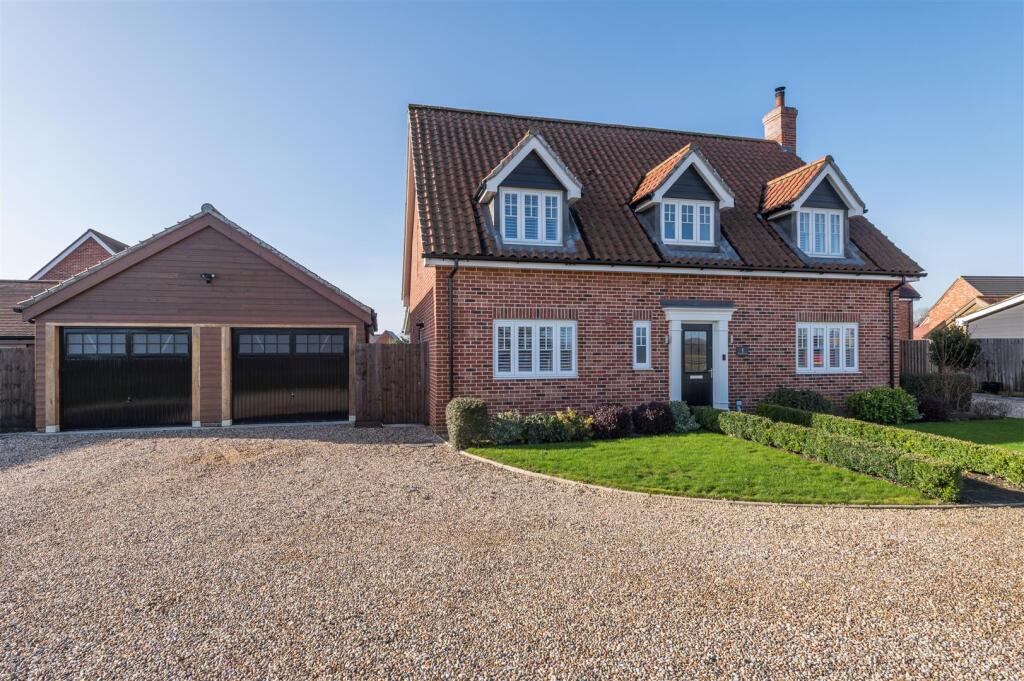 Main image of property: Grange Farm Close, Elmstead, Colchester