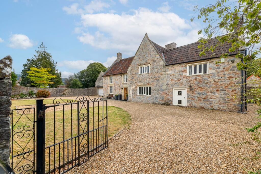 Main image of property: Historic 7 bedroom 7 bathroom house