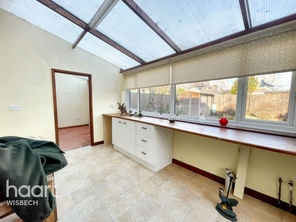 Ingle Road, Elm photo 3