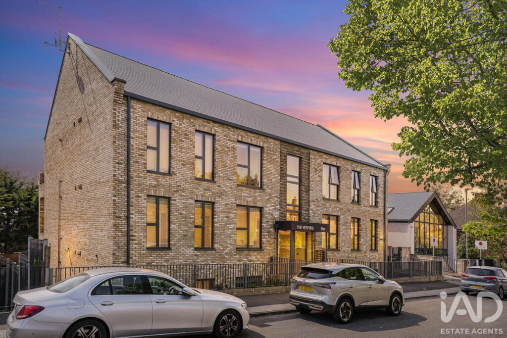 Main image of property: Grove Road, London, EN4