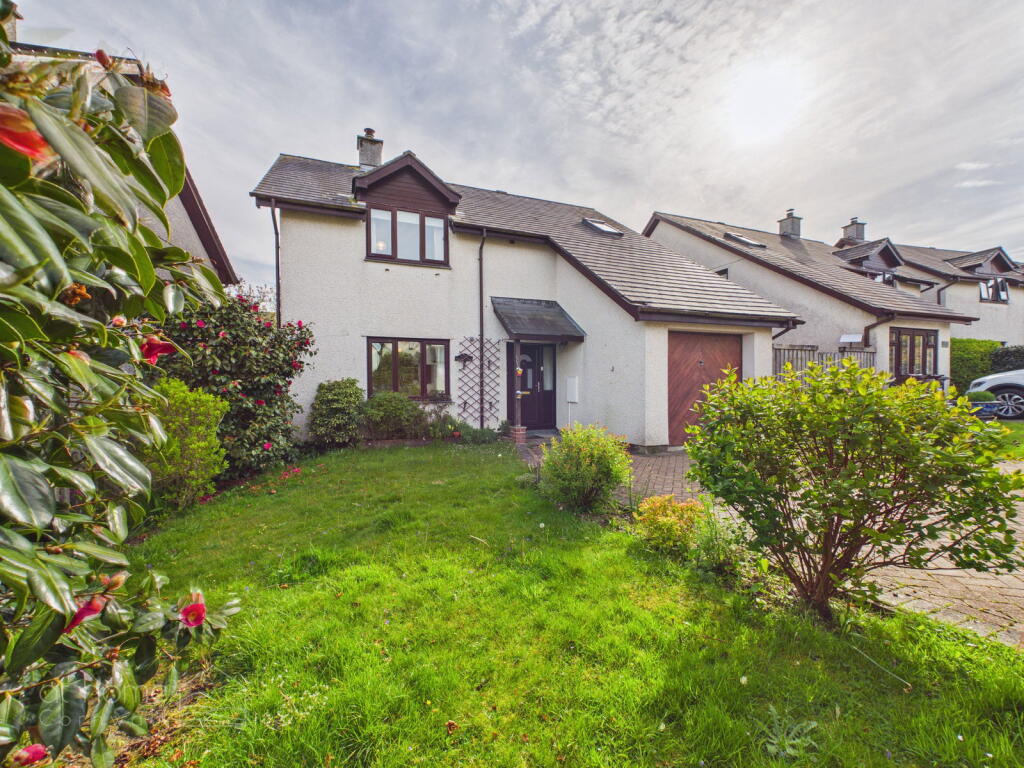 Main image of property: Hawkens Way, St Columb Major - Spacious 3-Bed Detached Home in Quiet Cul-de-Sac – No Onward Chain