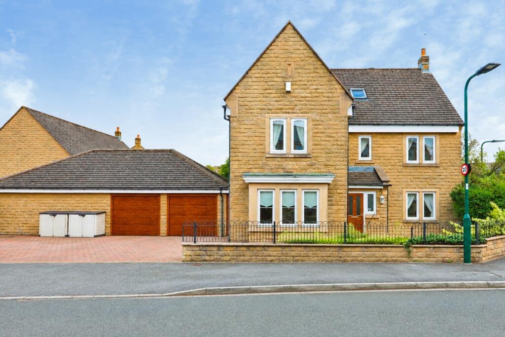Main image of property: Holyrood Avenue, SHEFFIELD, South Yorkshire, S10