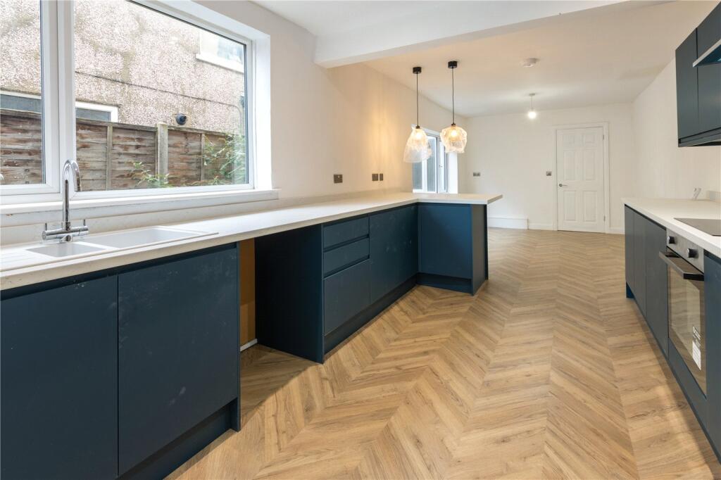 Main image of property: Park Street, Grimsby, N E Lincs, DN32